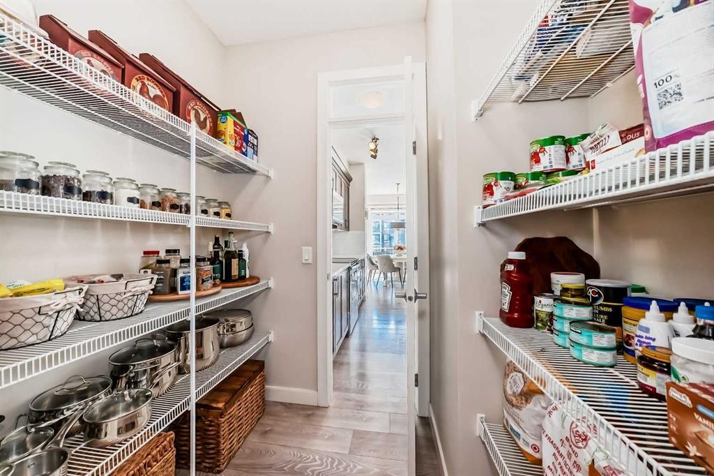 39 Sage Bluff Mews Nw, Calgary, AB - Indoor