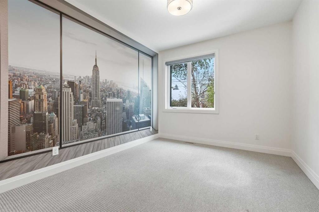 2109 20 Avenue Sw, Calgary, AB - Indoor Photo Showing Other Room