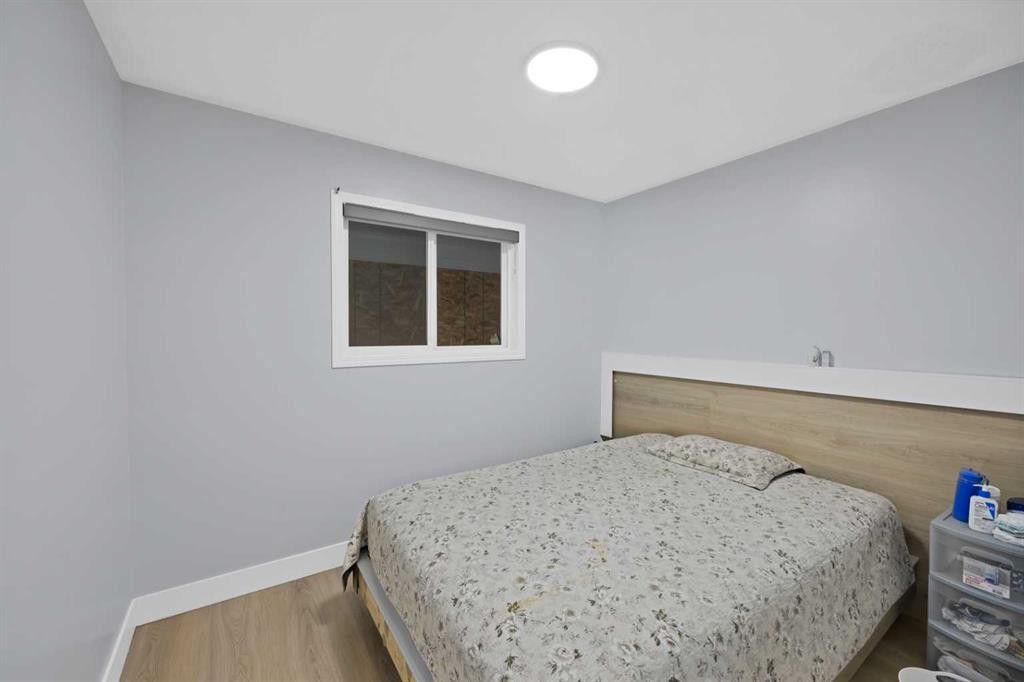 218 Saddlefield Place Ne, Calgary, AB - Indoor Photo Showing Bedroom