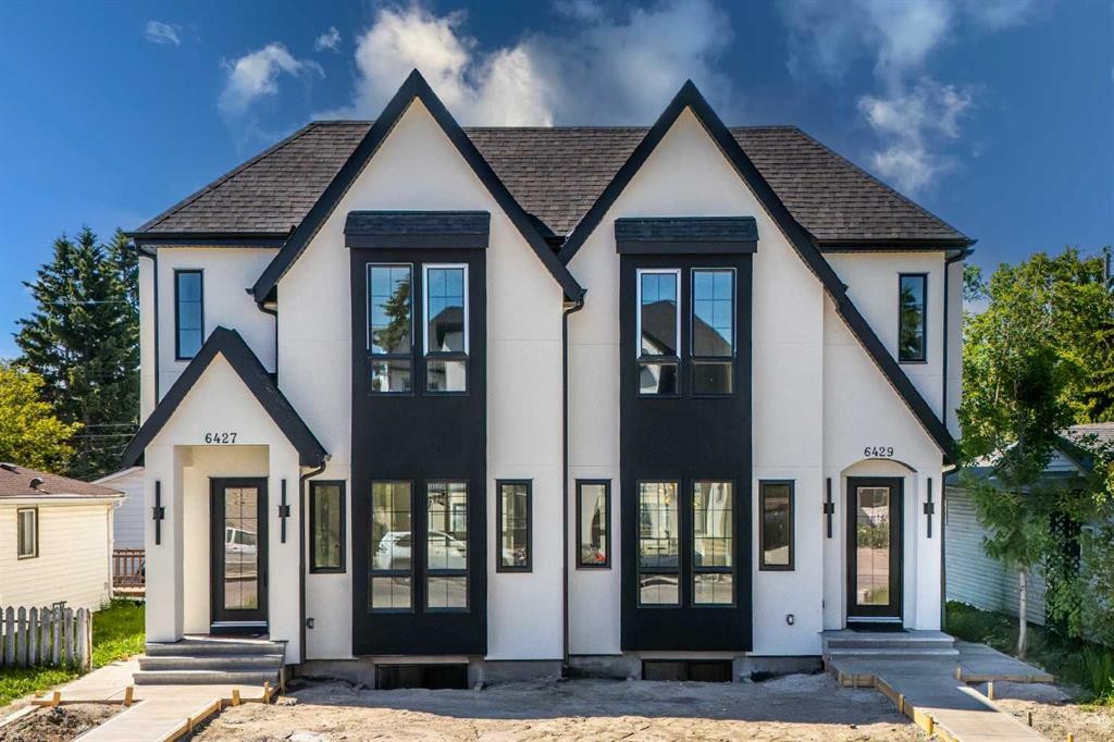 6427 33 Avenue Nw, Calgary, AB - Outdoor With Facade