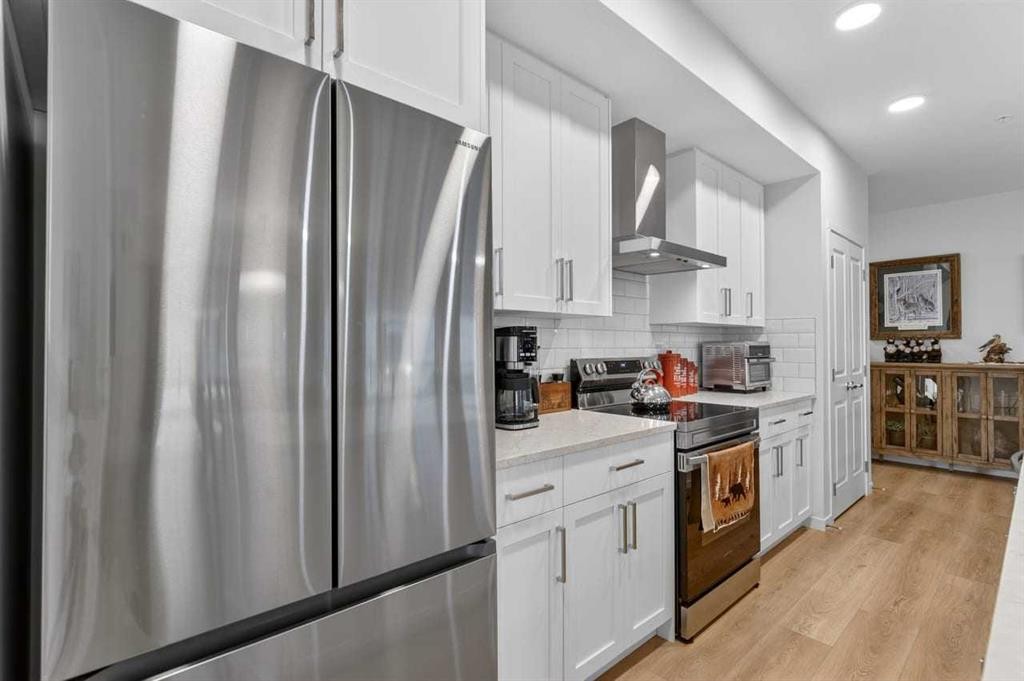 4104-20295 Seton Way Se, Calgary, AB - Indoor Photo Showing Kitchen With Upgraded Kitchen