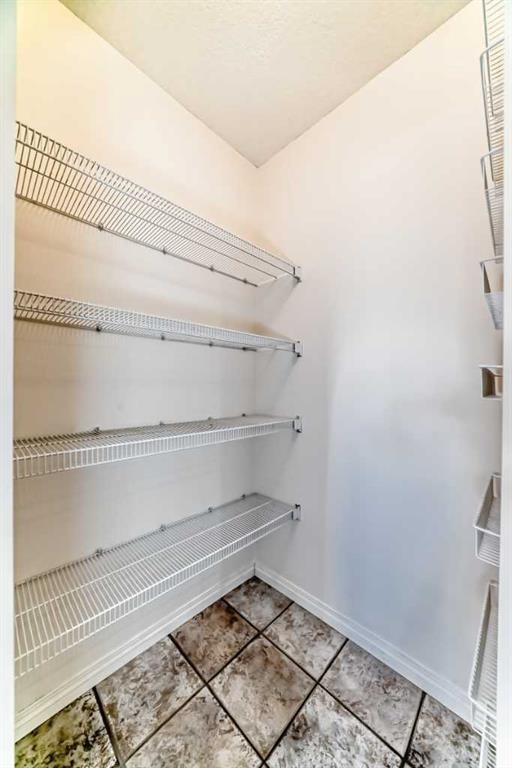 317-649 Marsh Road Ne, Calgary, AB - Indoor With Storage