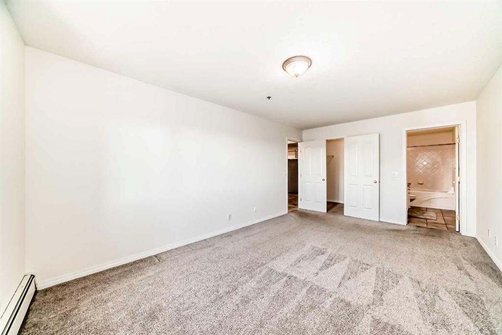 317-649 Marsh Road Ne, Calgary, AB - Indoor Photo Showing Other Room