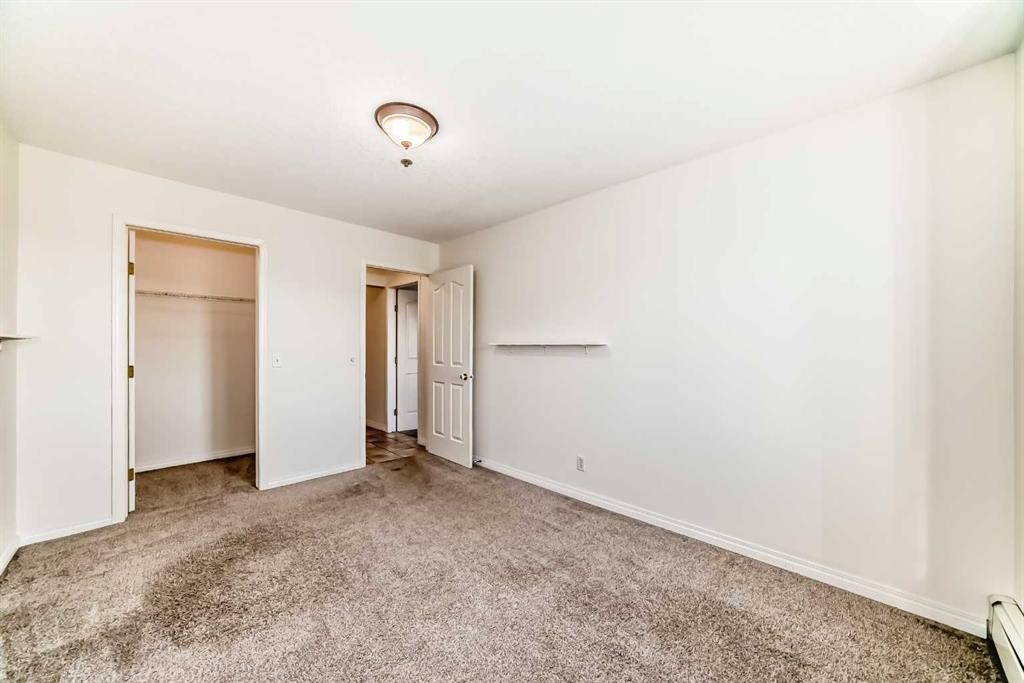 317-649 Marsh Road Ne, Calgary, AB - Indoor Photo Showing Other Room