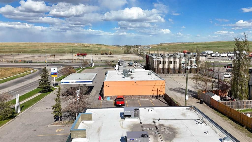 27 Erin Grove Court Se, Calgary, AB - Outdoor With View