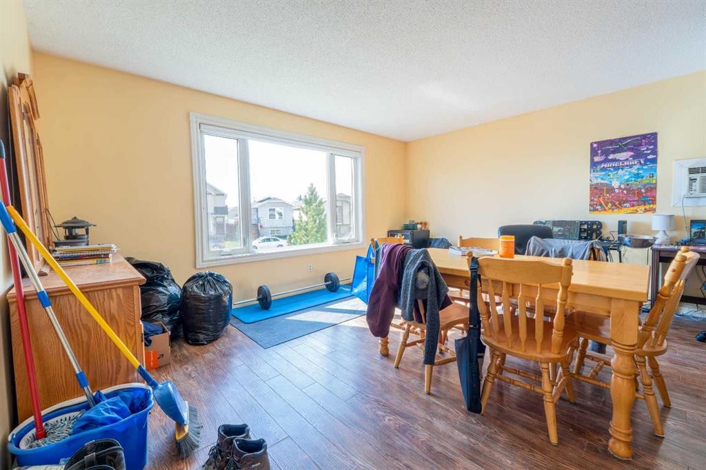 27 Erin Grove Court Se, Calgary, AB - Indoor