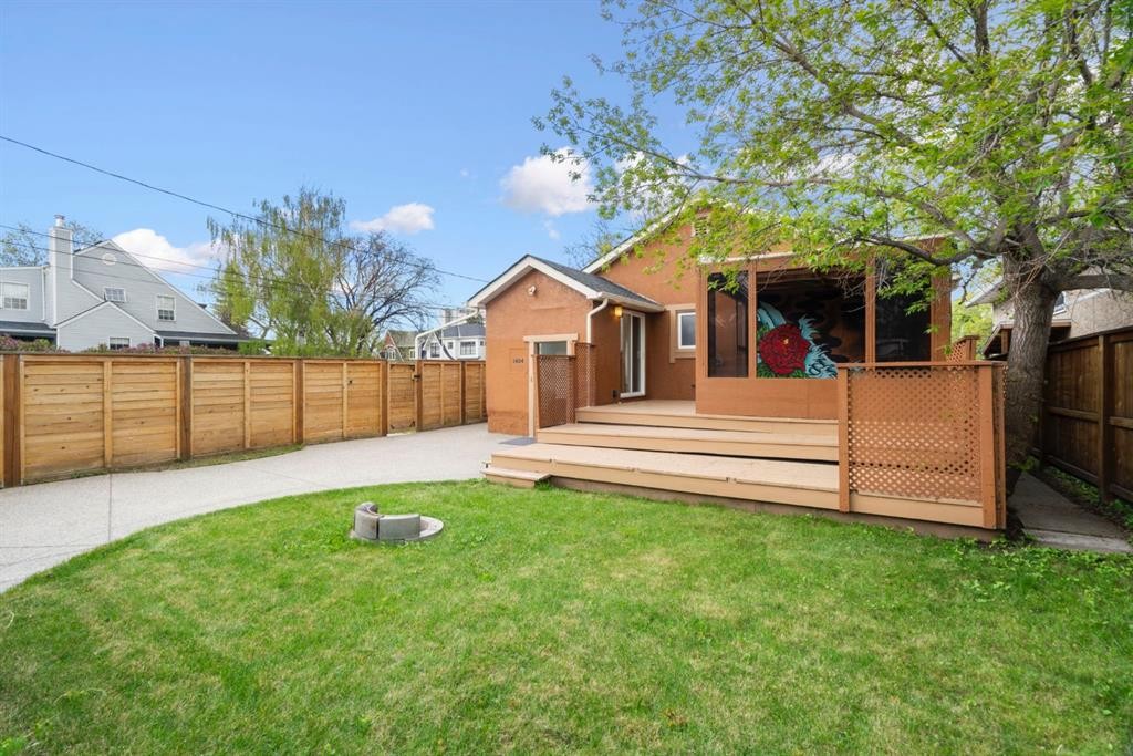 1404 18 Avenue Nw, Calgary, AB - Outdoor
