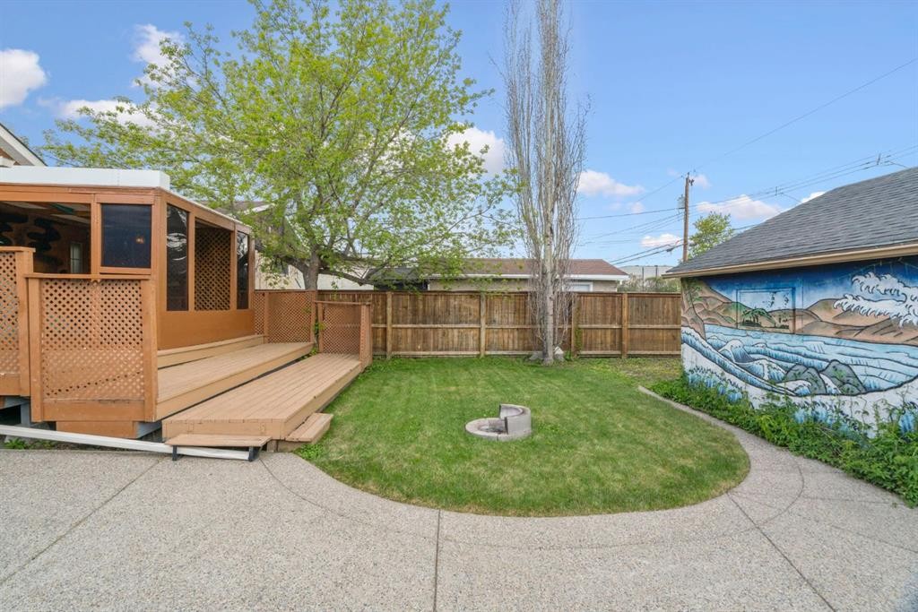 1404 18 Avenue Nw, Calgary, AB - Outdoor