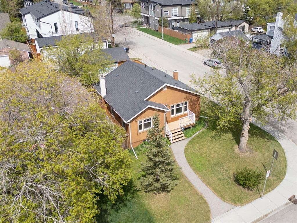 1404 18 Avenue Nw, Calgary, AB - Outdoor