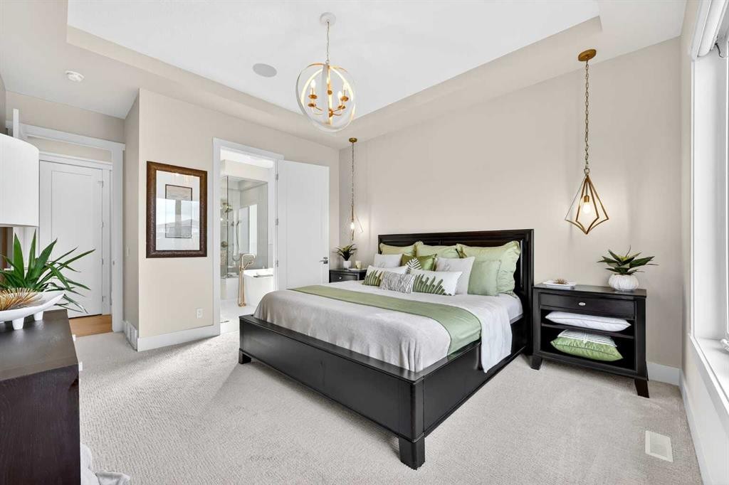 45 Cranbrook Rise Se, Calgary, AB - Indoor Photo Showing Bedroom