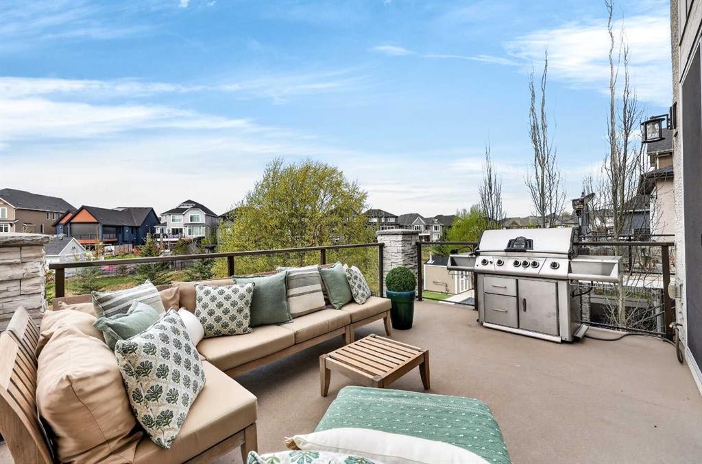 45 Cranbrook Rise Se, Calgary, AB - Outdoor