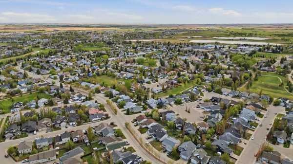 6 Cambria Place, Strathmore, AB - Outdoor With View