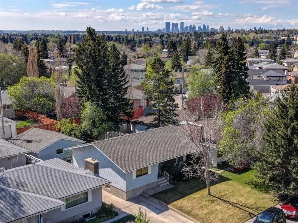 255 Huntcroft Road Ne, Calgary, AB - Outdoor With View