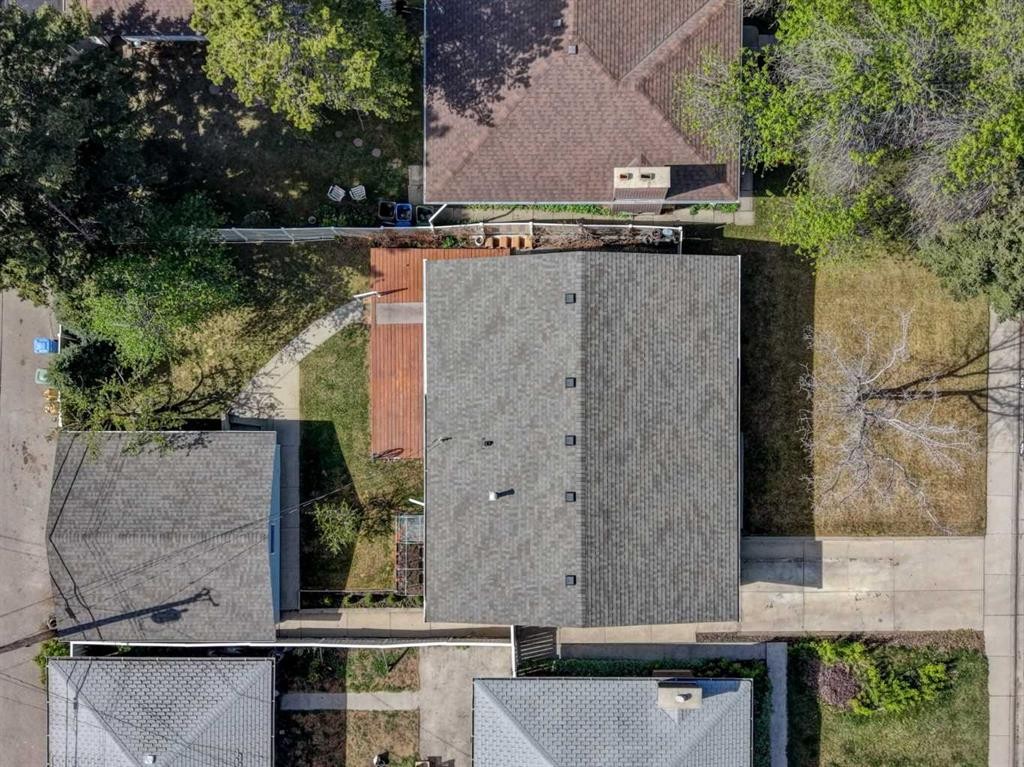 255 Huntcroft Road Ne, Calgary, AB - Outdoor