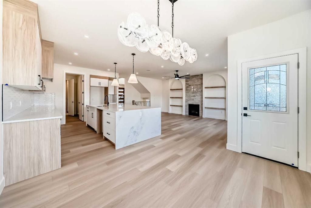 407 Rivercrest Road, Cochrane, AB - Indoor
