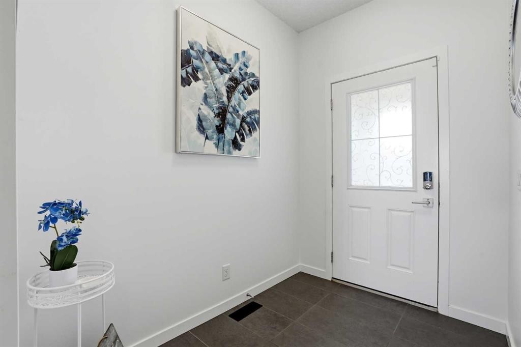 314 Auburn Crest Way Se, Calgary, AB - Indoor Photo Showing Other Room