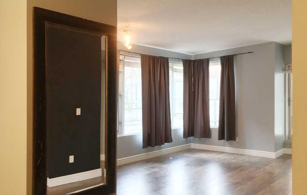 601-910 5 Avenue Sw, Calgary, AB - Indoor Photo Showing Other Room