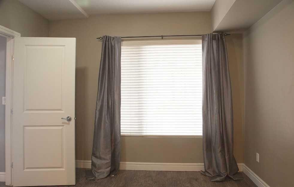 601-910 5 Avenue Sw, Calgary, AB - Indoor