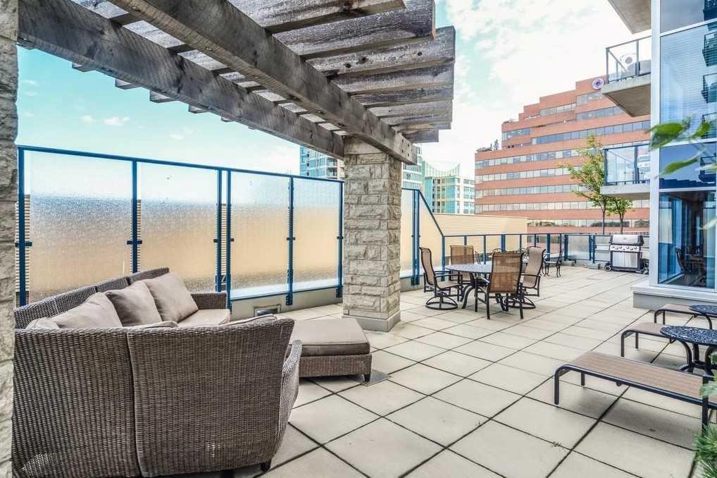 601-910 5 Avenue Sw, Calgary, AB - Outdoor