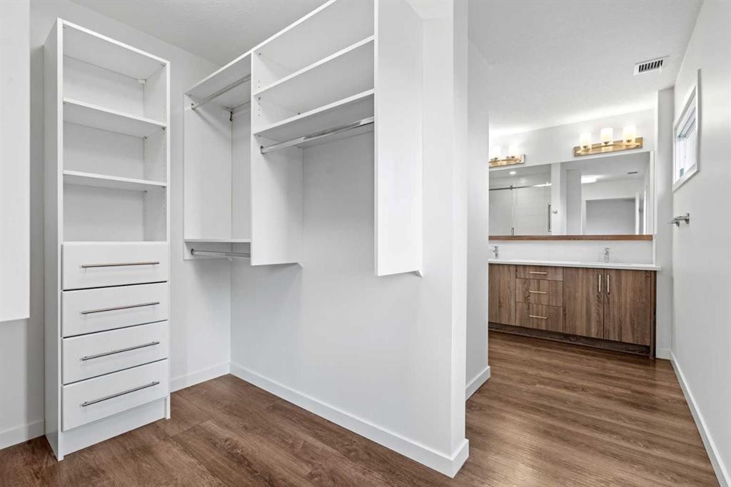 401-24 Mahogany Path Se, Calgary, AB - Indoor With Storage
