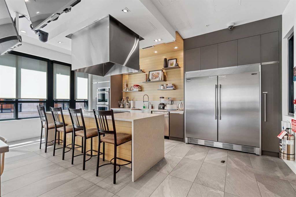 401-24 Mahogany Path Se, Calgary, AB - Indoor Photo Showing Kitchen