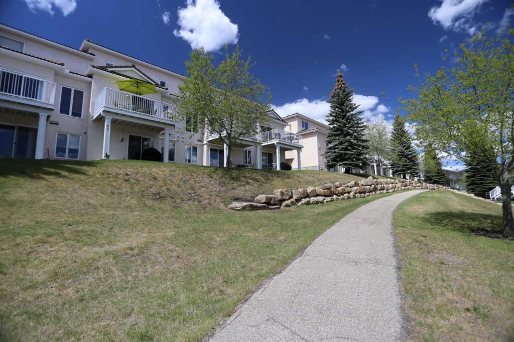92 Hamptons Link Nw, Calgary, AB - Outdoor With Balcony