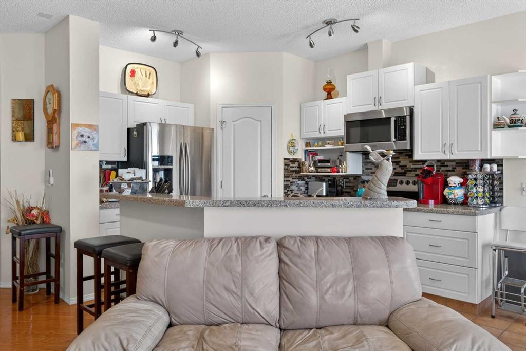 92 Hamptons Link Nw, Calgary, AB - Indoor