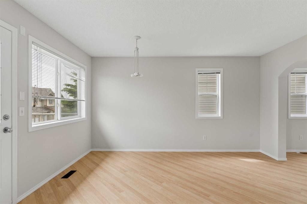66 Citadel Point Nw, Calgary, AB - Indoor Photo Showing Other Room