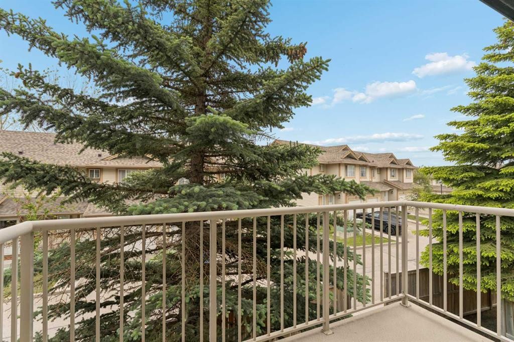 66 Citadel Point Nw, Calgary, AB - Outdoor With Balcony