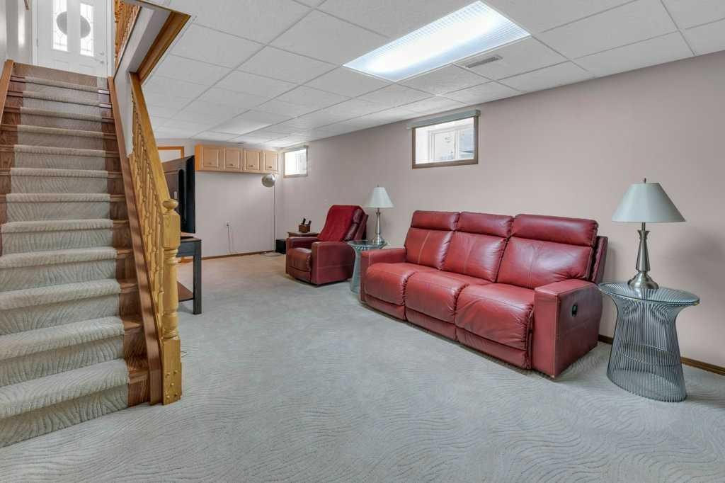 13A Westlynn Drive, Claresholm, AB - Indoor Photo Showing Basement