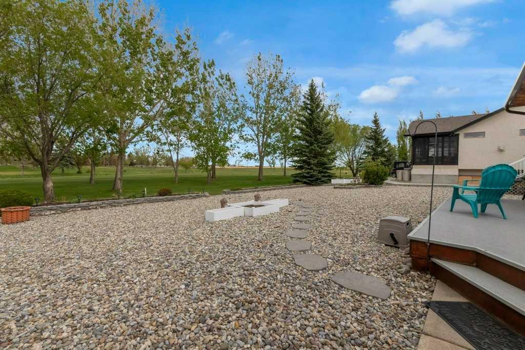 13A Westlynn Drive, Claresholm, AB - Outdoor