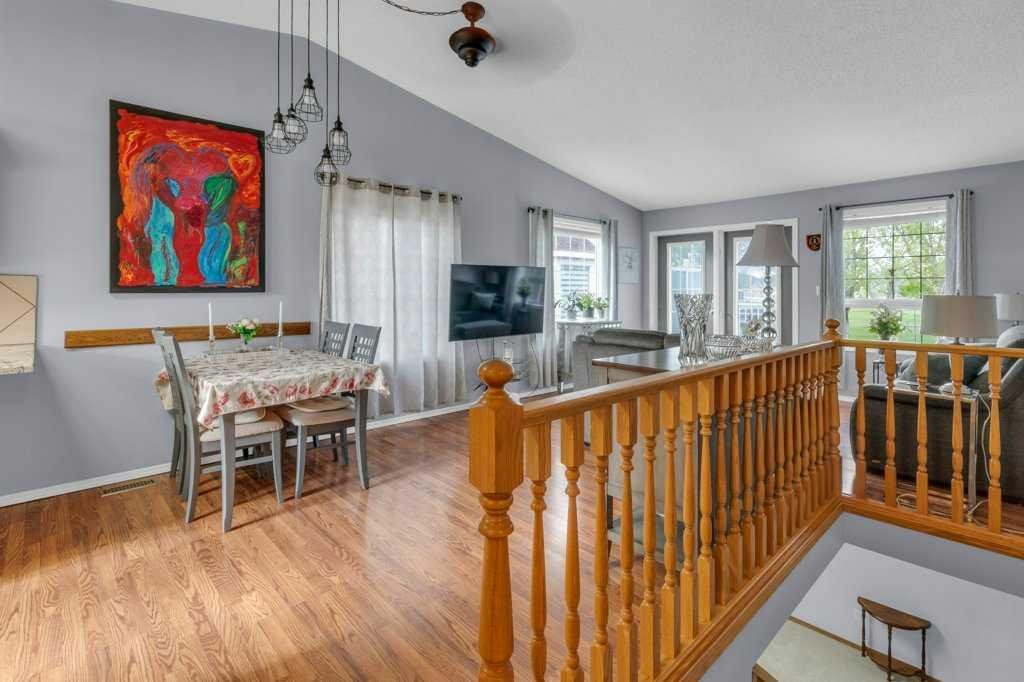 13A Westlynn Drive, Claresholm, AB - Indoor Photo Showing Dining Room