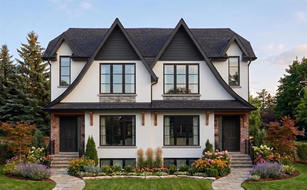 8015 34 Avenue Nw, Calgary, AB - Outdoor With Facade