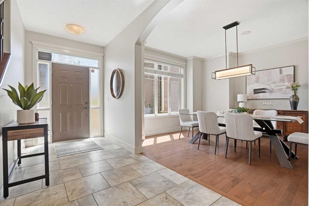 149 Aspen Glen Place Sw, Calgary, AB - Indoor Photo Showing Dining Room