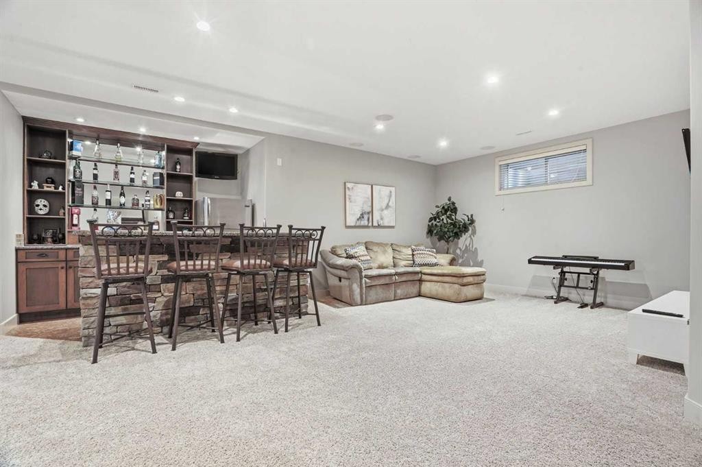 149 Aspen Glen Place Sw, Calgary, AB - Indoor
