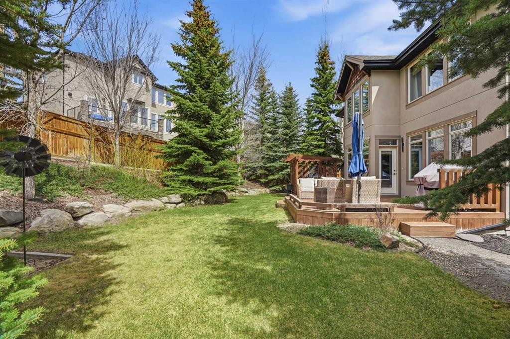 149 Aspen Glen Place Sw, Calgary, AB - Outdoor
