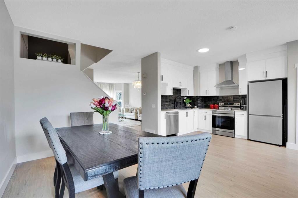 227 Citadel Lane Nw, Calgary, AB - Indoor