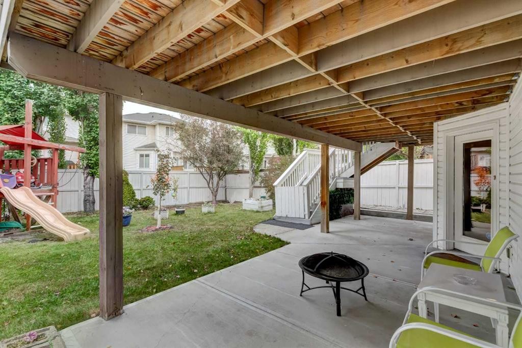 1121 Sierra Morena Court Sw, Calgary, AB - Outdoor With Deck Patio Veranda
