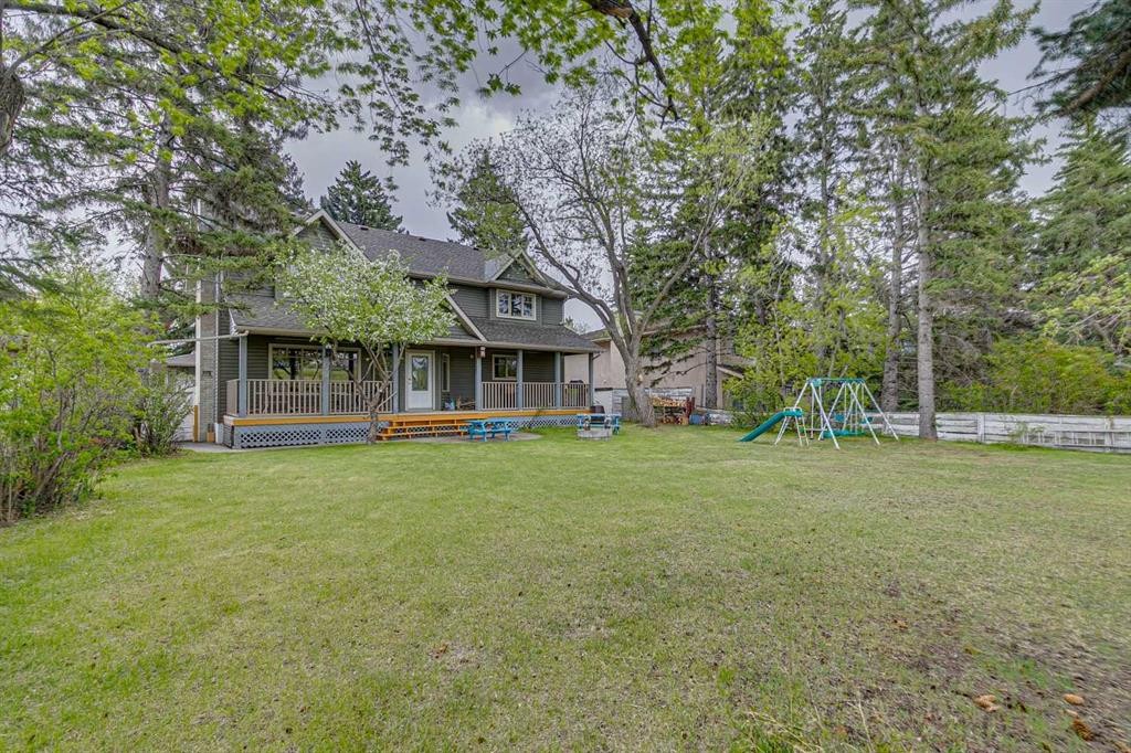 361 Wildwood Drive Sw, Calgary, AB - Outdoor With Deck Patio Veranda