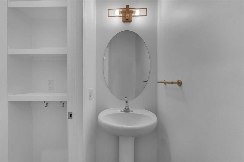 88 Cityscape Row Ne, Calgary, AB - Indoor Photo Showing Bathroom