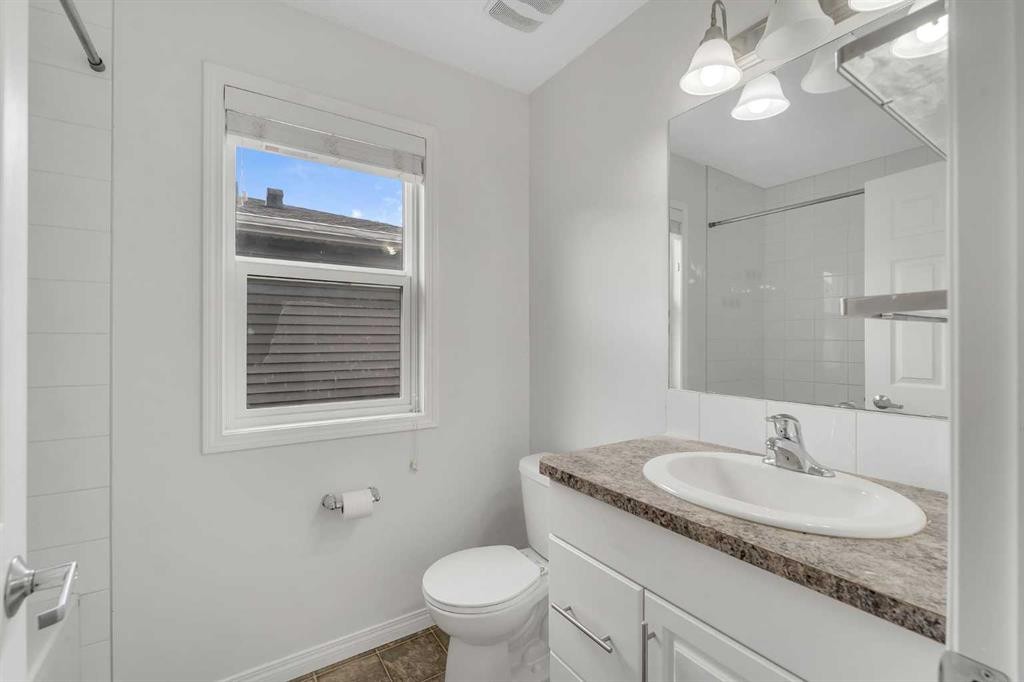 88 Cityscape Row Ne, Calgary, AB - Indoor Photo Showing Bathroom