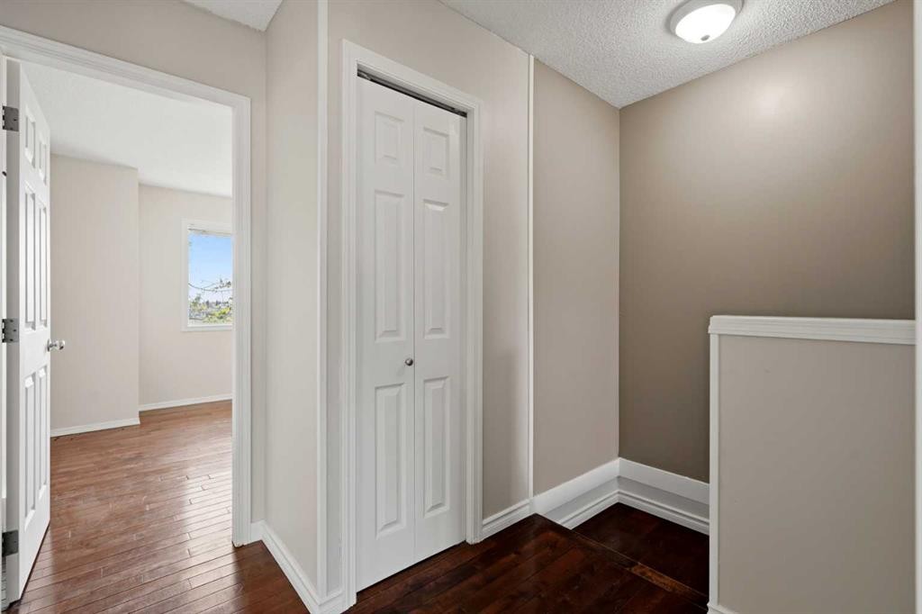249 Citadel Point Nw, Calgary, AB - Indoor Photo Showing Other Room