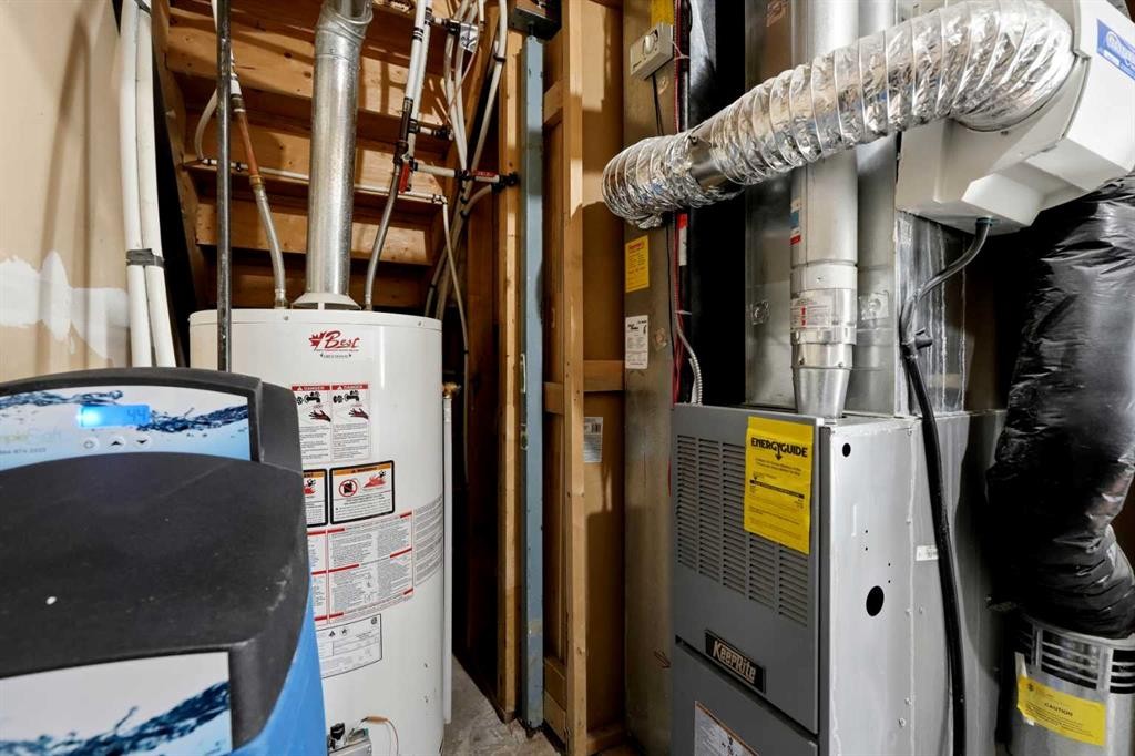 249 Citadel Point Nw, Calgary, AB - Indoor Photo Showing Basement