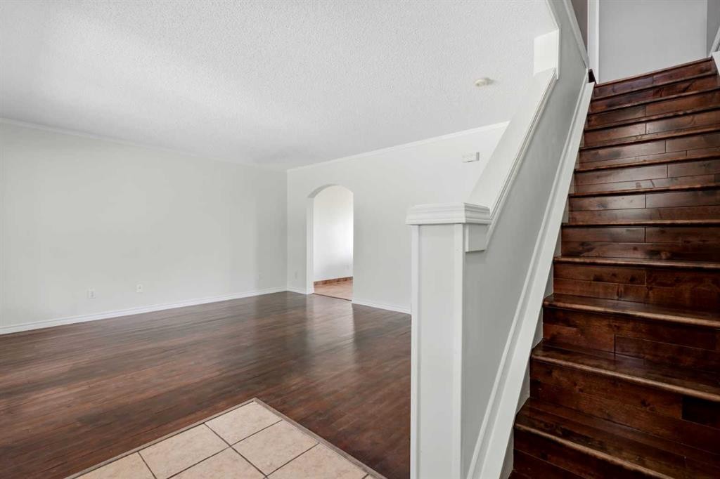 249 Citadel Point Nw, Calgary, AB - Indoor Photo Showing Other Room