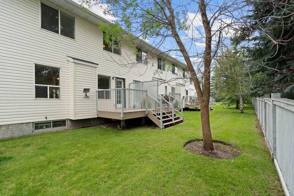 31 Silvergrove Close Nw, Calgary, AB