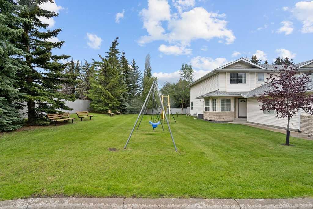 31 Silvergrove Close Nw, Calgary, AB