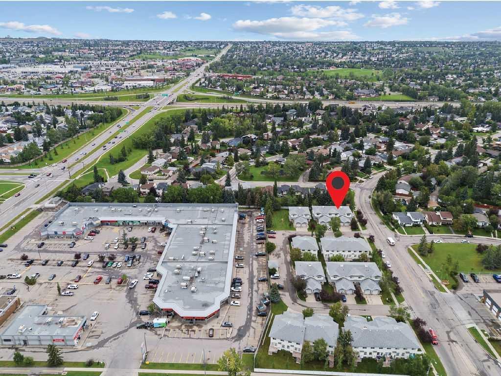 31 Silvergrove Close Nw, Calgary, AB