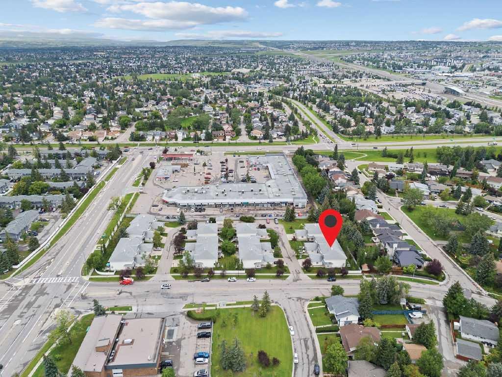 31 Silvergrove Close Nw, Calgary, AB