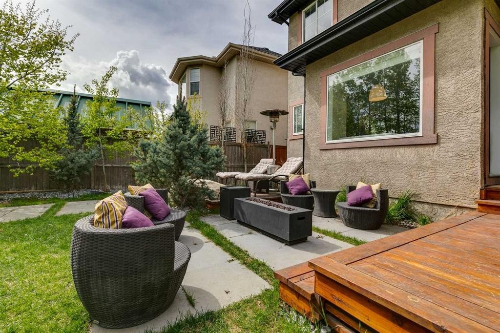 55 Wentworth Manor Sw, Calgary, AB - Outdoor With Exterior