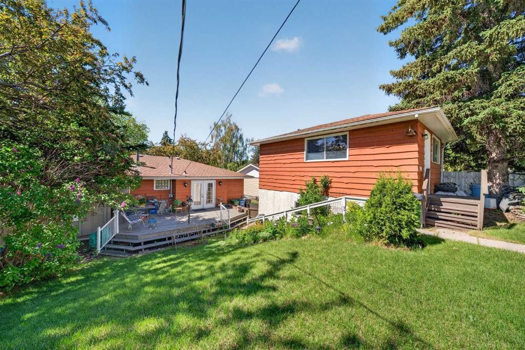 740 Hunterston Crescent Nw, Calgary, AB